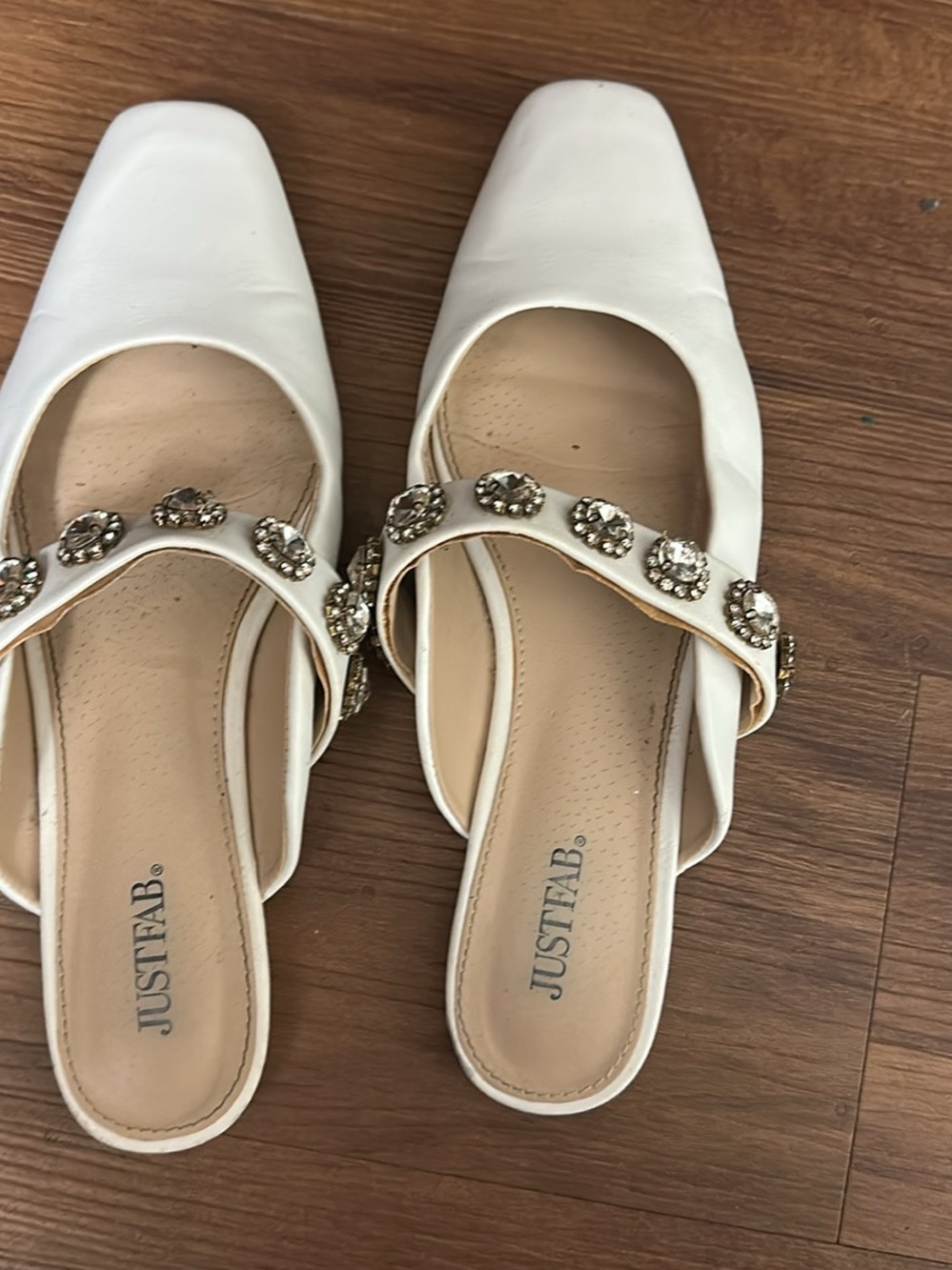 JustFab Off-White Rhinestone Embellished Pointed-Toe Mules - Size 8.5